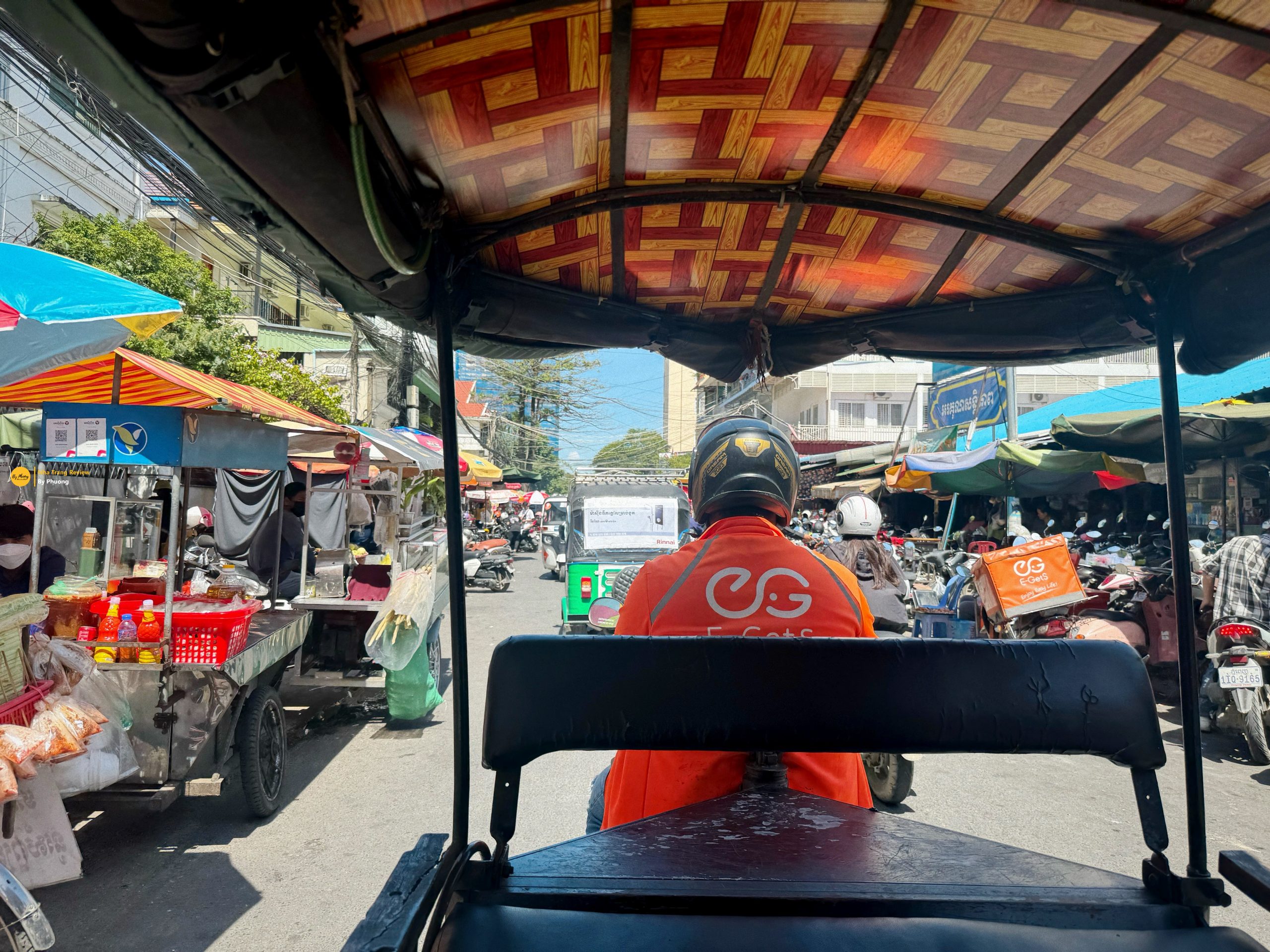 xe tuktuk campuchia